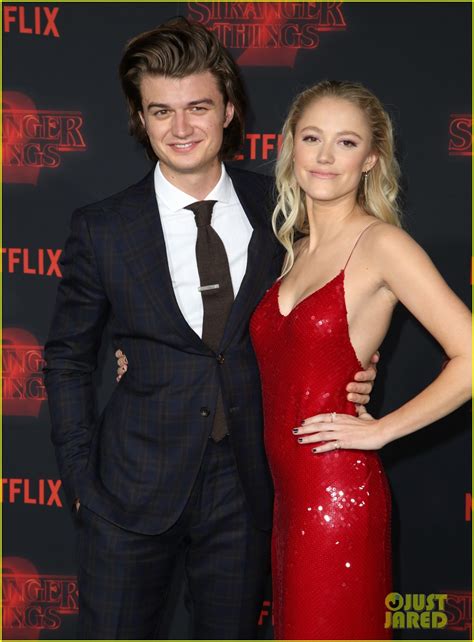 joe keery girlfriend|maika monroe stranger things.